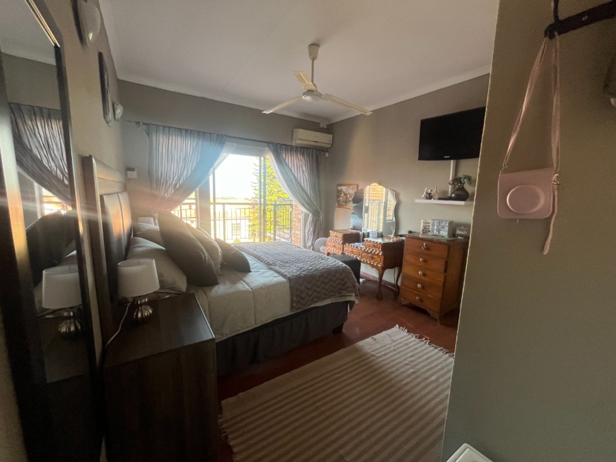 4 Bedroom Property for Sale in Safari Gardens North West